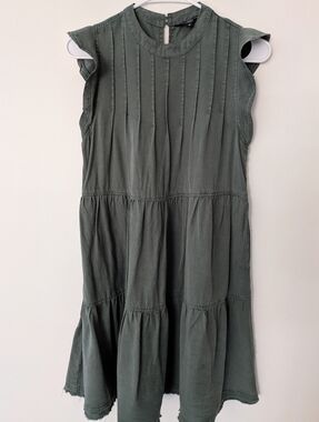 Velvet Heart ~ Tiered Dress in Olive Green ~ Sz XS